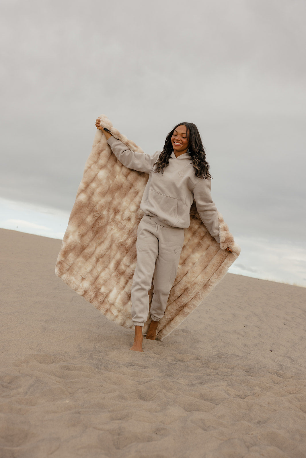 Cozy Sand - Weighted Blanket