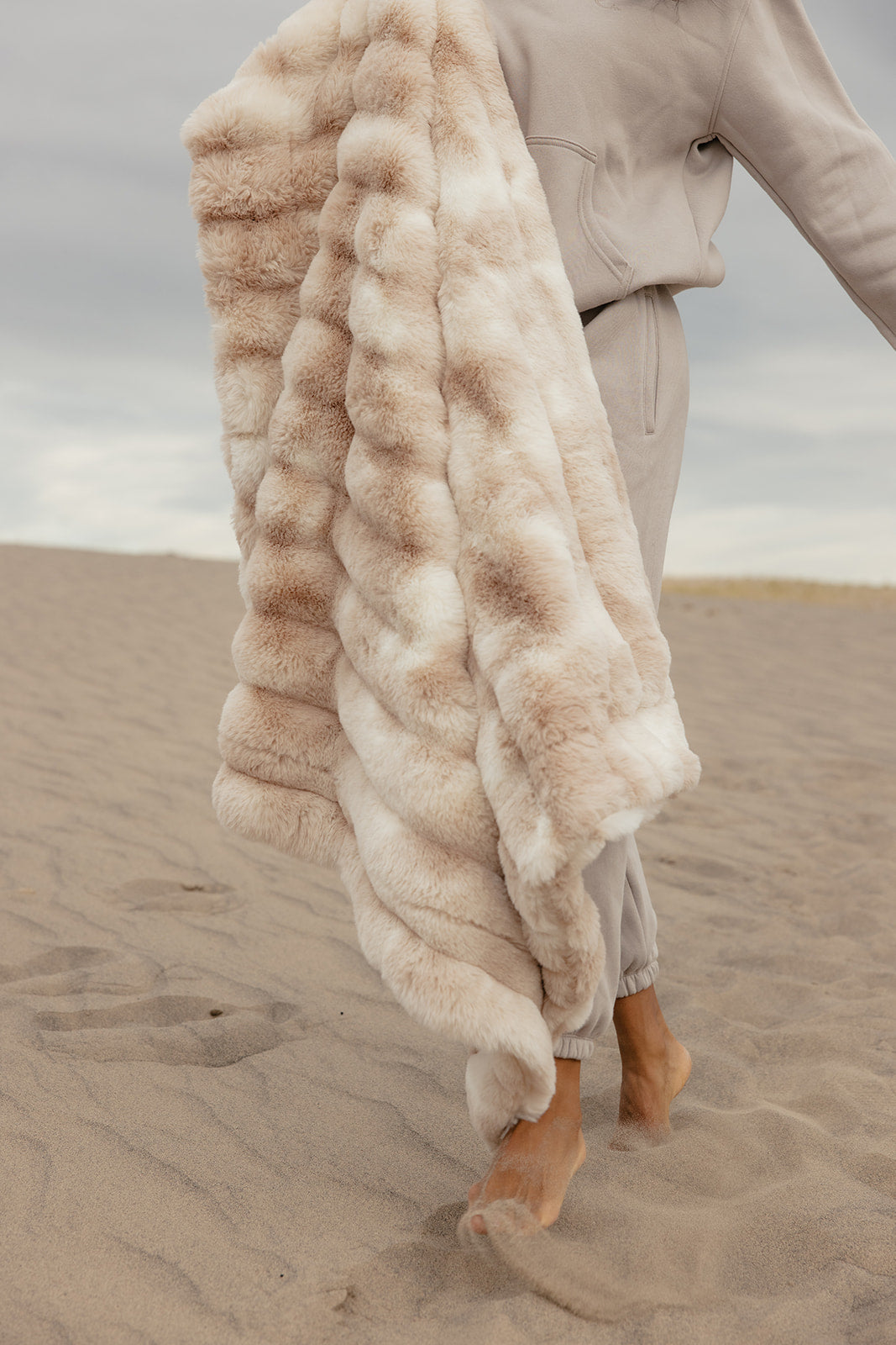 Cozy Sand - Weighted Blanket
